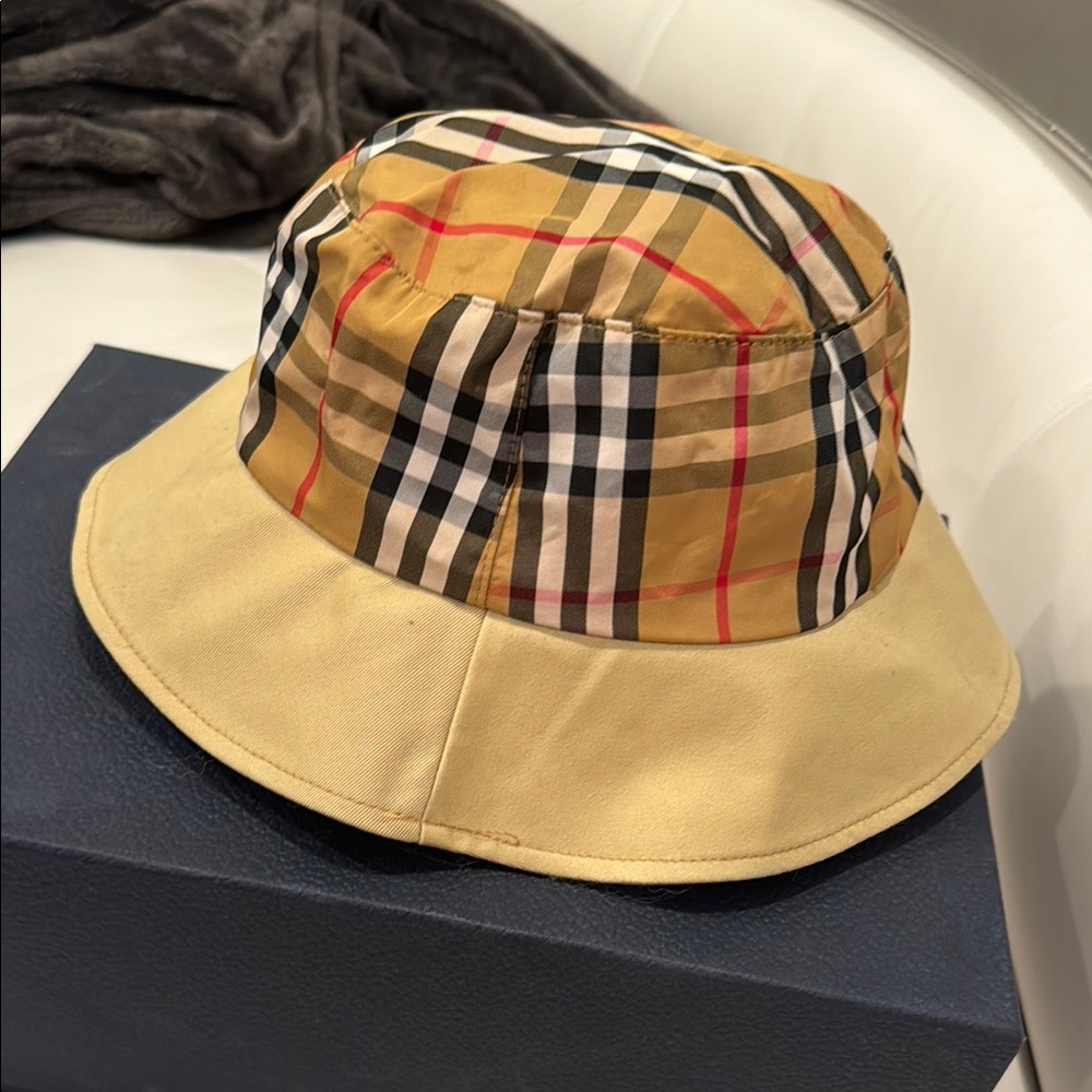 Burberry Check Bucket Hat